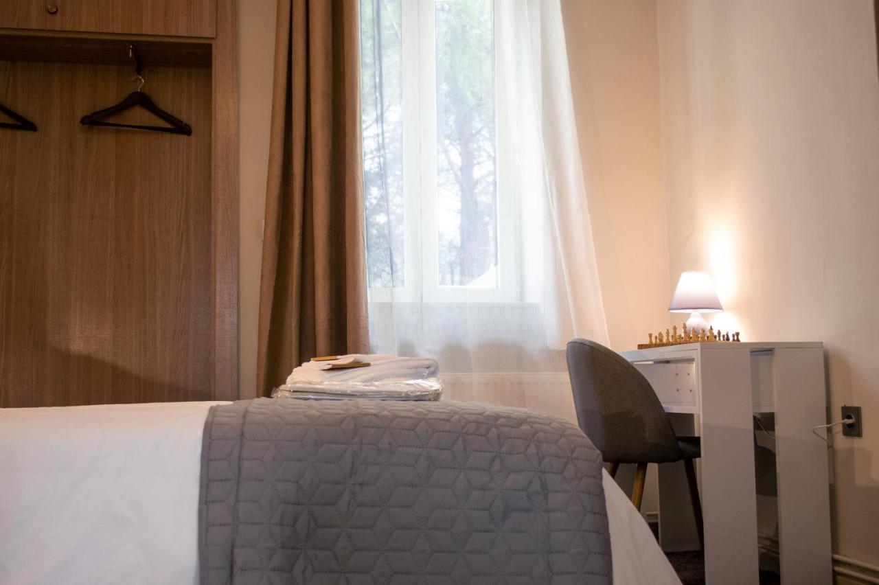 Rodon Premium Villa Калаврита Екстериор снимка