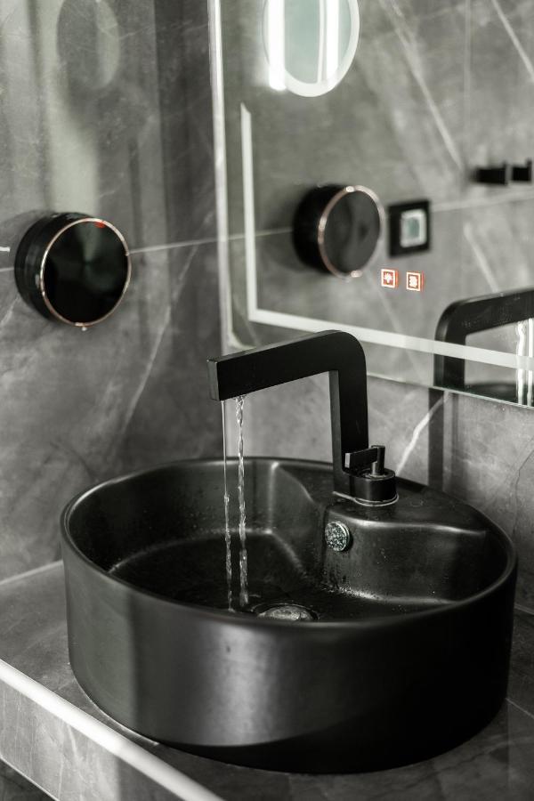 Rodon Premium Villa Калаврита Екстериор снимка